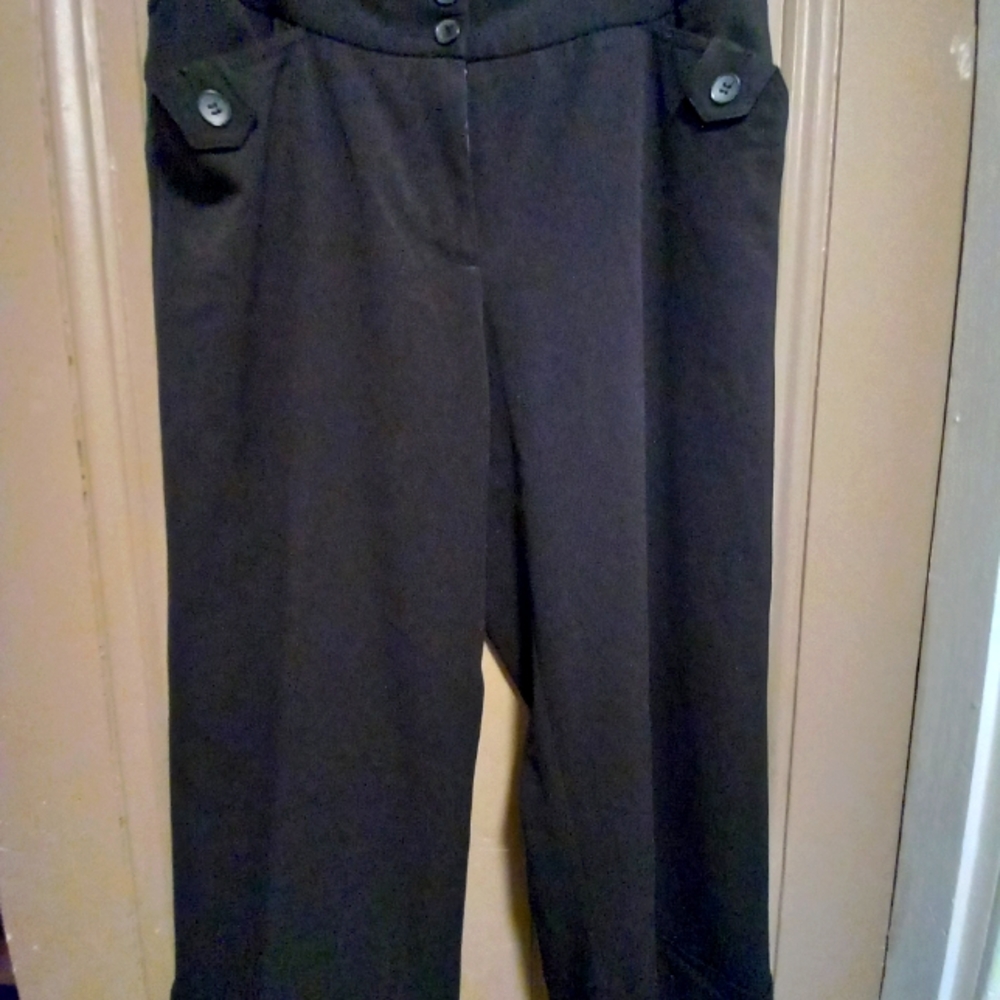 Capri pants